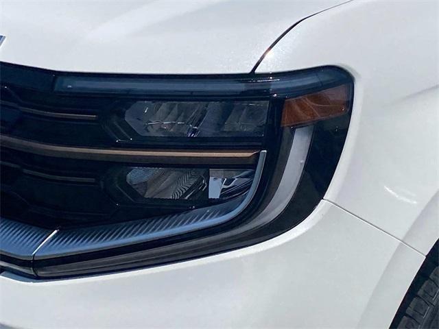 new 2025 Ford Expedition car, priced at $86,927