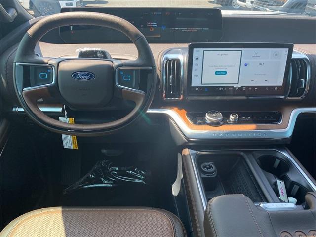 new 2025 Ford Expedition car, priced at $86,927