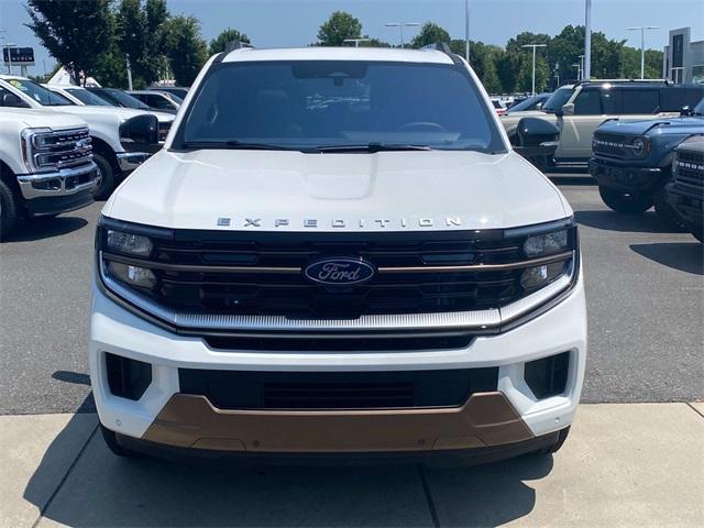 new 2025 Ford Expedition car, priced at $86,927
