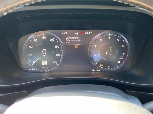used 2020 Volvo XC40 car, priced at $22,163