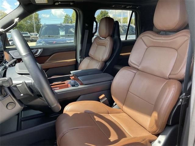 new 2024 Lincoln Navigator car, priced at $92,180