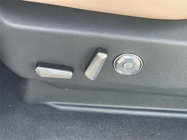 new 2025 Lincoln Navigator L car, priced at $121,585