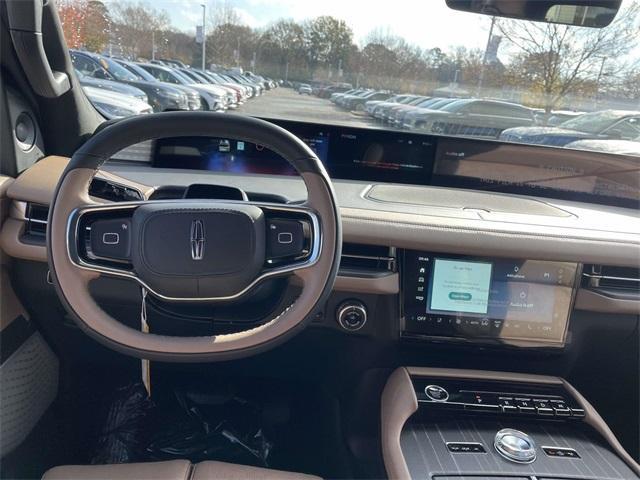 new 2025 Lincoln Navigator L car, priced at $121,585