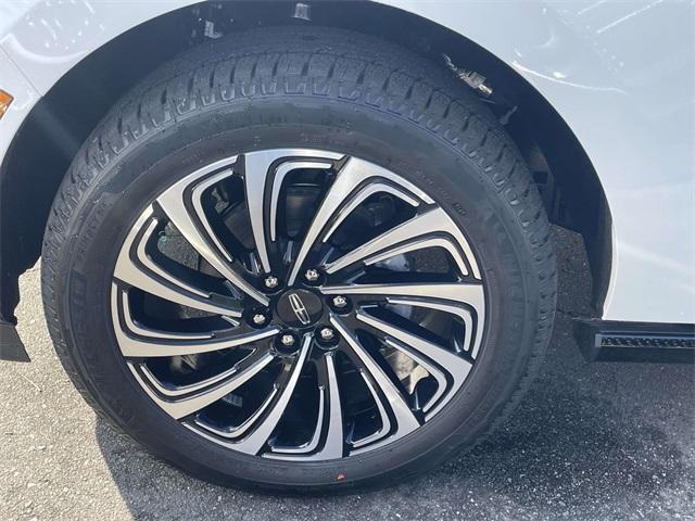 new 2025 Lincoln Navigator L car, priced at $121,585