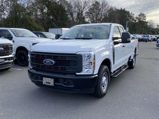 new 2024 Ford F-250 car, priced at $45,119