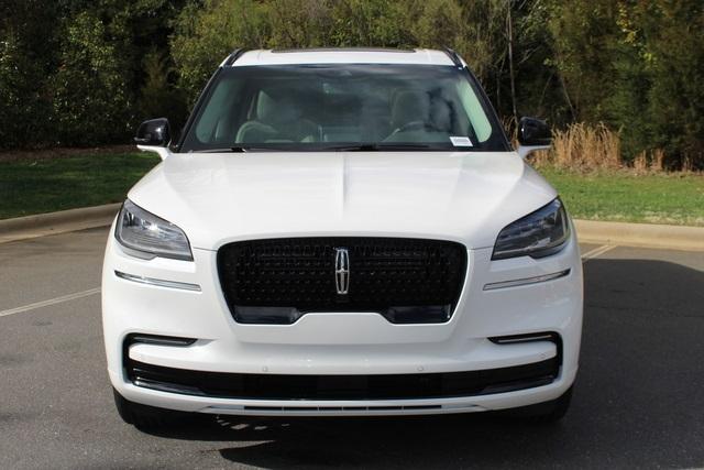 new 2024 Lincoln Aviator car, priced at $71,345