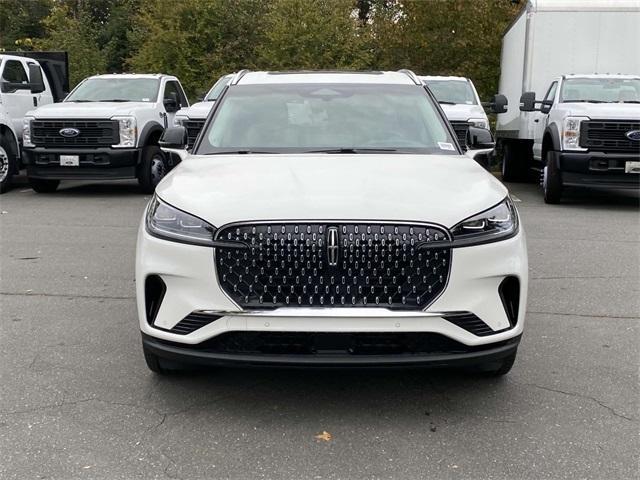 new 2025 Lincoln Aviator car, priced at $75,861