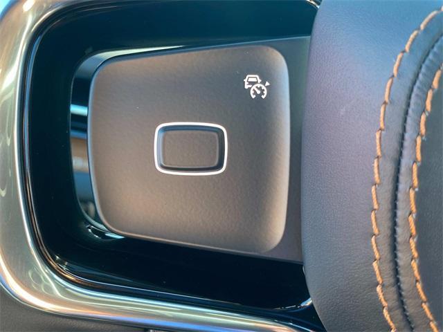 new 2025 Lincoln Navigator car, priced at $118,585