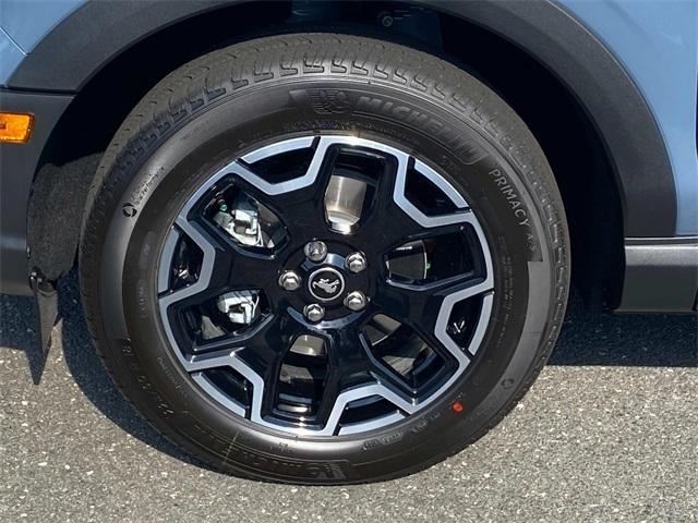 new 2025 Ford Bronco Sport car, priced at $38,635