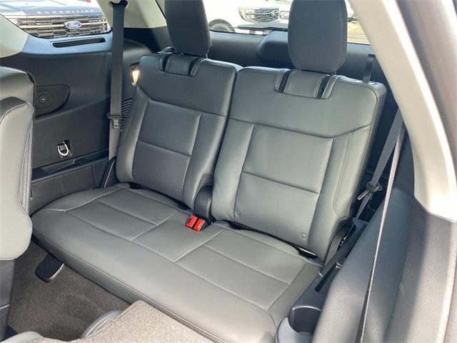 new 2025 Ford Explorer car, priced at $40,209