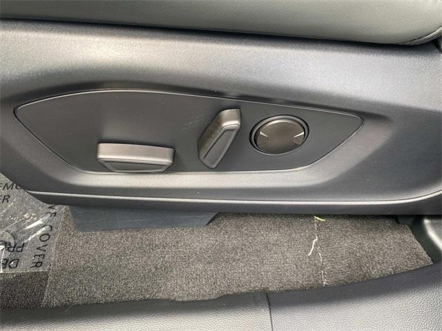 new 2025 Ford Explorer car, priced at $40,209