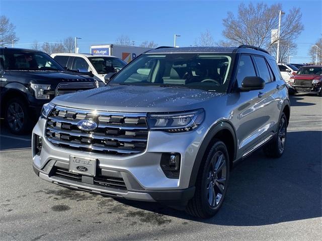 new 2025 Ford Explorer car, priced at $48,400