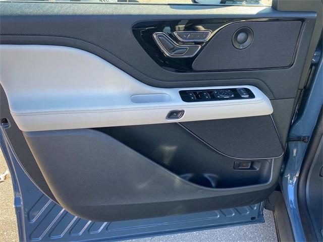 new 2026 Lincoln Aviator car, priced at $69,701