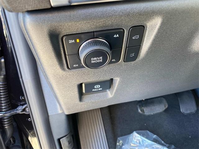 new 2025 Ford Expedition Max car, priced at $87,860