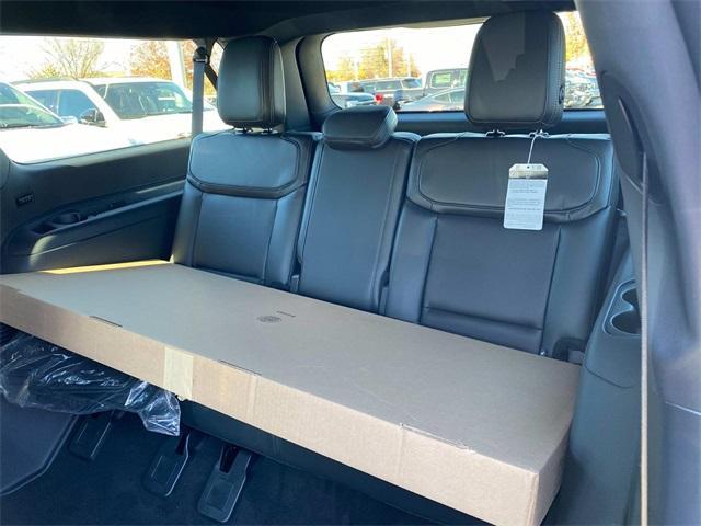 new 2025 Ford Expedition Max car, priced at $87,860