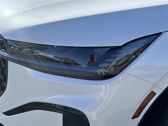 new 2026 Lincoln Nautilus car, priced at $70,061