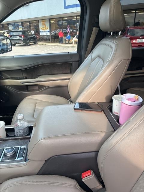 used 2021 Ford Expedition car