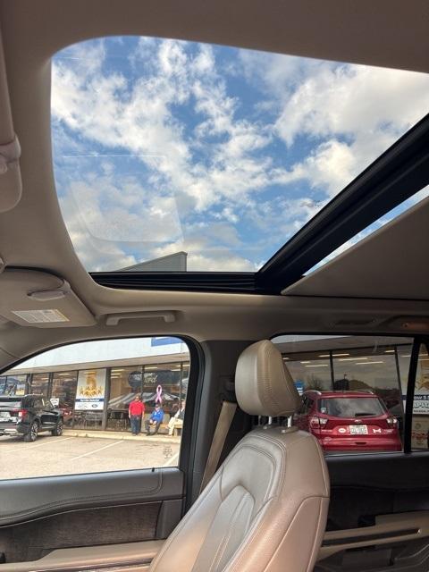 used 2021 Ford Expedition car