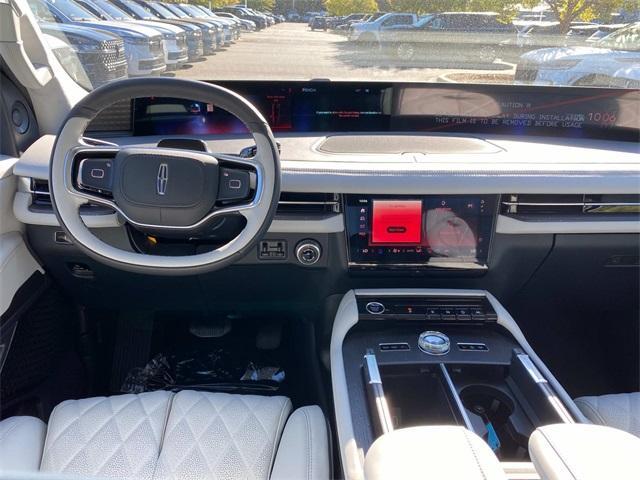 new 2025 Lincoln Navigator L car, priced at $121,335