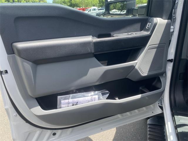 new 2025 Ford F-450 car, priced at $67,766