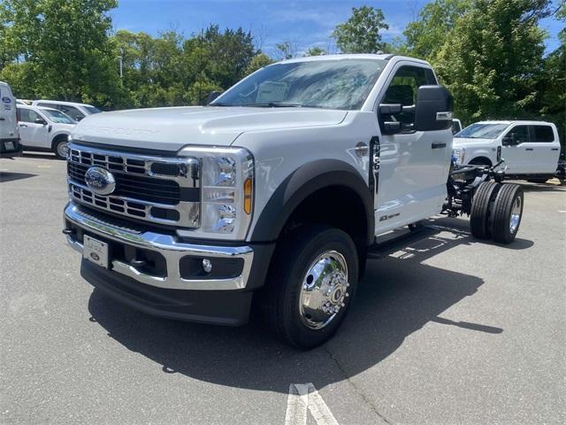 new 2025 Ford F-450 car, priced at $67,766