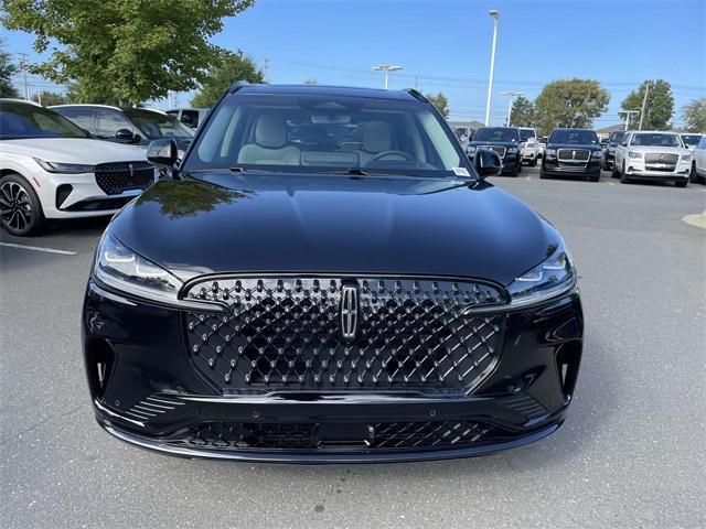 new 2025 Lincoln Aviator car, priced at $77,576