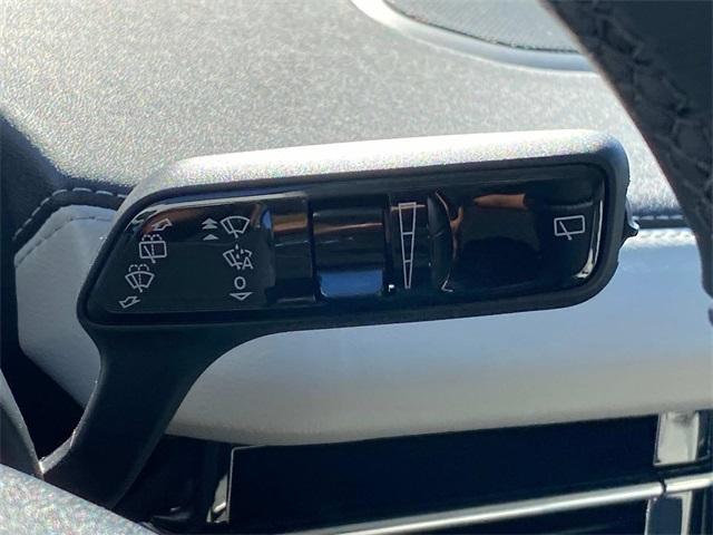 new 2025 Lincoln Navigator car, priced at $105,085