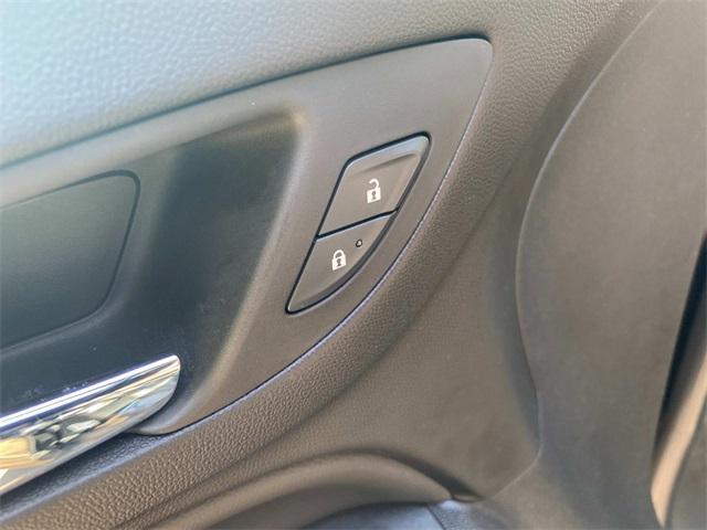 used 2022 Chevrolet Equinox car, priced at $21,481