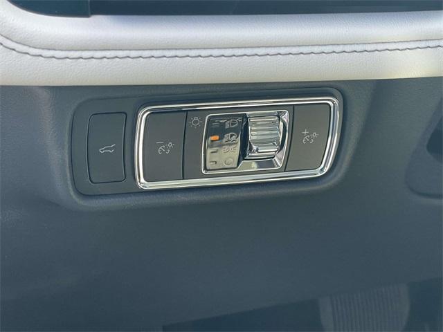 new 2026 Lincoln Aviator car, priced at $76,675