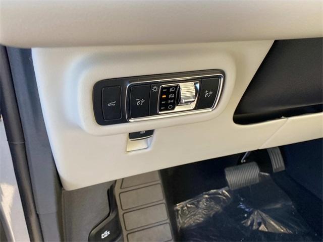 new 2026 Lincoln Nautilus car, priced at $64,275