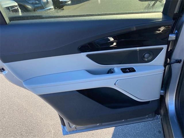 new 2026 Lincoln Nautilus car, priced at $64,275