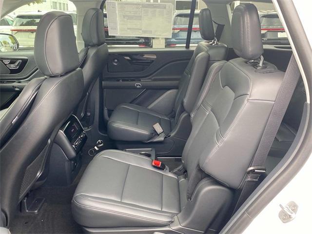 new 2025 Lincoln Aviator car, priced at $59,708