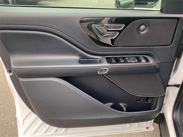 new 2025 Lincoln Aviator car, priced at $59,708