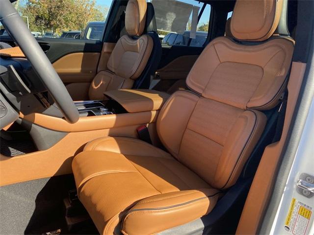 new 2025 Lincoln Aviator car, priced at $91,025