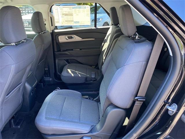 new 2025 Ford Explorer car, priced at $40,805