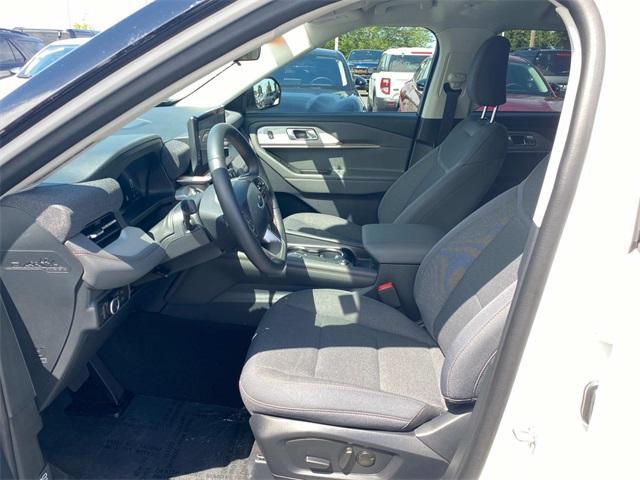 new 2025 Ford Explorer car, priced at $38,099