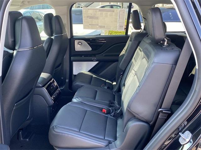 new 2025 Lincoln Aviator car, priced at $70,543