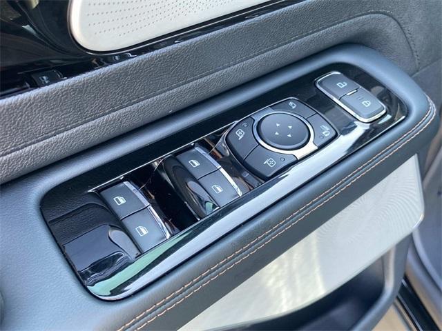 new 2025 Lincoln Aviator car, priced at $70,543