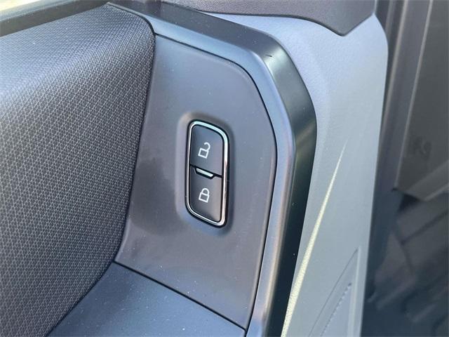 new 2025 Ford F-150 car, priced at $35,736