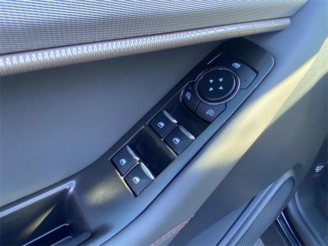 new 2025 Ford Explorer car, priced at $40,248