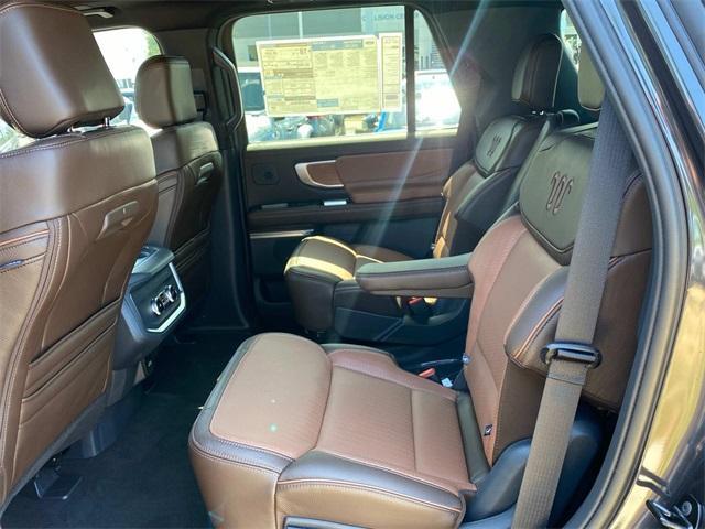 new 2025 Ford Expedition car, priced at $81,804