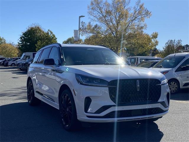 new 2025 Lincoln Aviator car, priced at $81,251