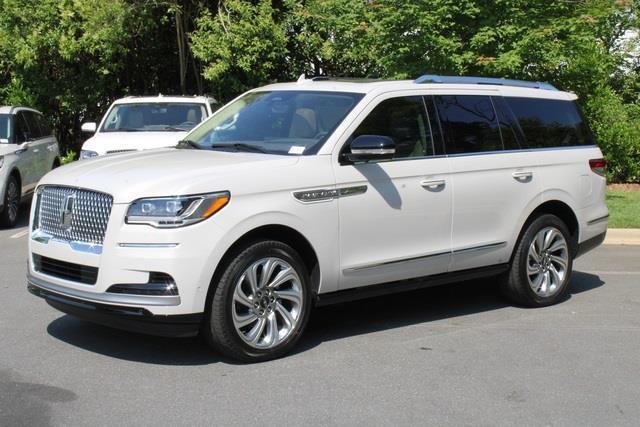 new 2024 Lincoln Navigator car, priced at $89,450