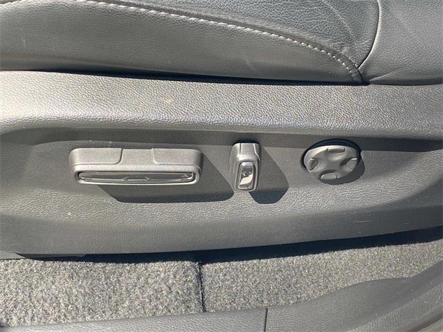 used 2022 Honda CR-V car, priced at $27,379