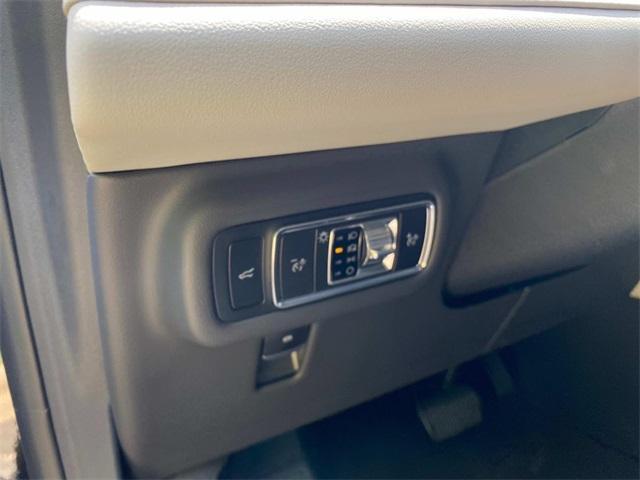 used 2024 Lincoln Nautilus car, priced at $51,590