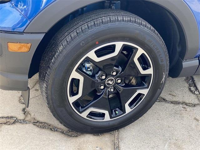 new 2024 Ford Bronco Sport car, priced at $33,431