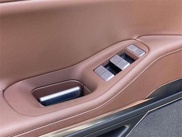 new 2025 Lincoln Navigator car, priced at $105,935