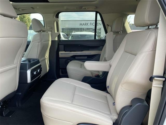 new 2024 Ford Expedition Max car, priced at $65,908