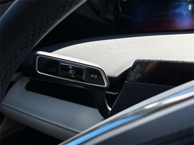 new 2025 Lincoln Nautilus car, priced at $57,658