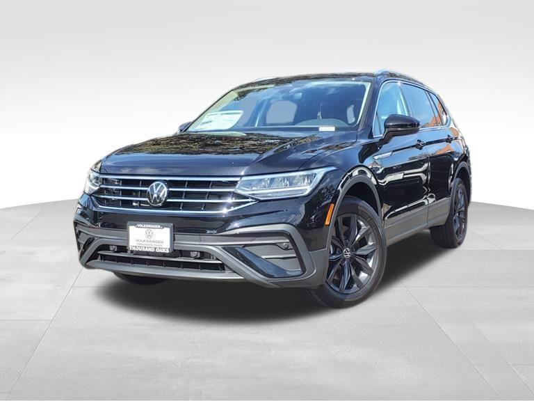 new 2024 Volkswagen Tiguan car, priced at $27,796